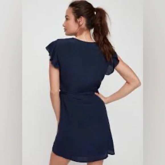 Aritzia | Dresses | Aritzia Sunday Best Maud Wrap Dress Size Xs | Poshmark